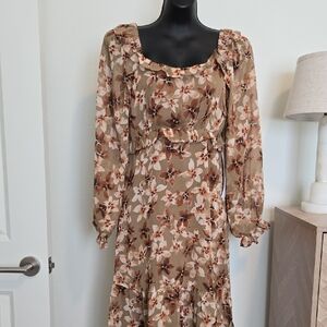 Lumière Floral Dress NWT